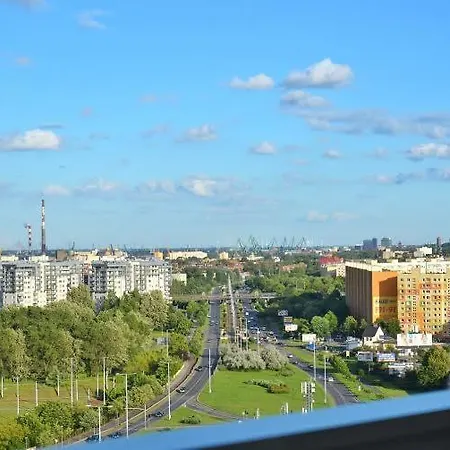 View -16pietro, Parking Podziemny, Widok Na I Morze *