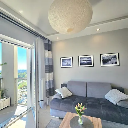 View -16pietro, Parking Podziemny, Widok Na I Morze Daire