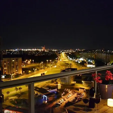 View -16pietro, Parking Podziemny, Widok Na I Morze *